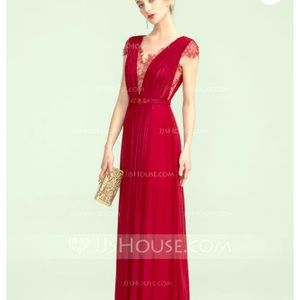 Formal burgundy dress great for any event!
